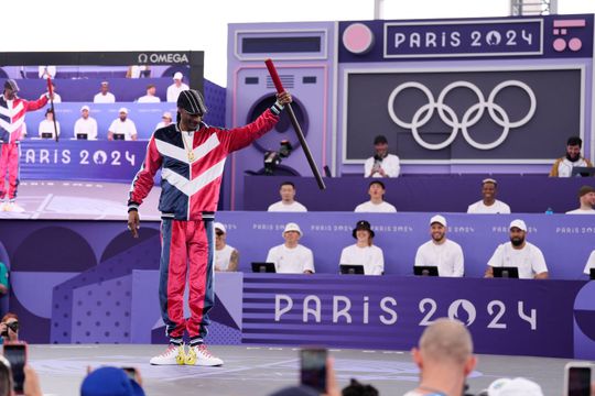 Quem mais senão Snoop Dogg para estrear o 'breaking' em Paris 2024?