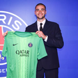 Mercado oficial: à atenção de Amorim, PSG contrata concorrência para Donnarumma