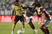 Doumbia foi titular no meio-campo do Sporting diante do E. Amadora - Foto: Miguel Nunes