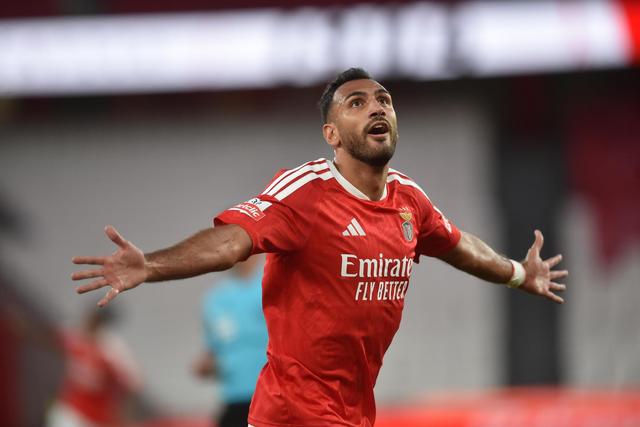 Pavlidis, ponta de lança do Benfica (Foto: Miguel Nunes)