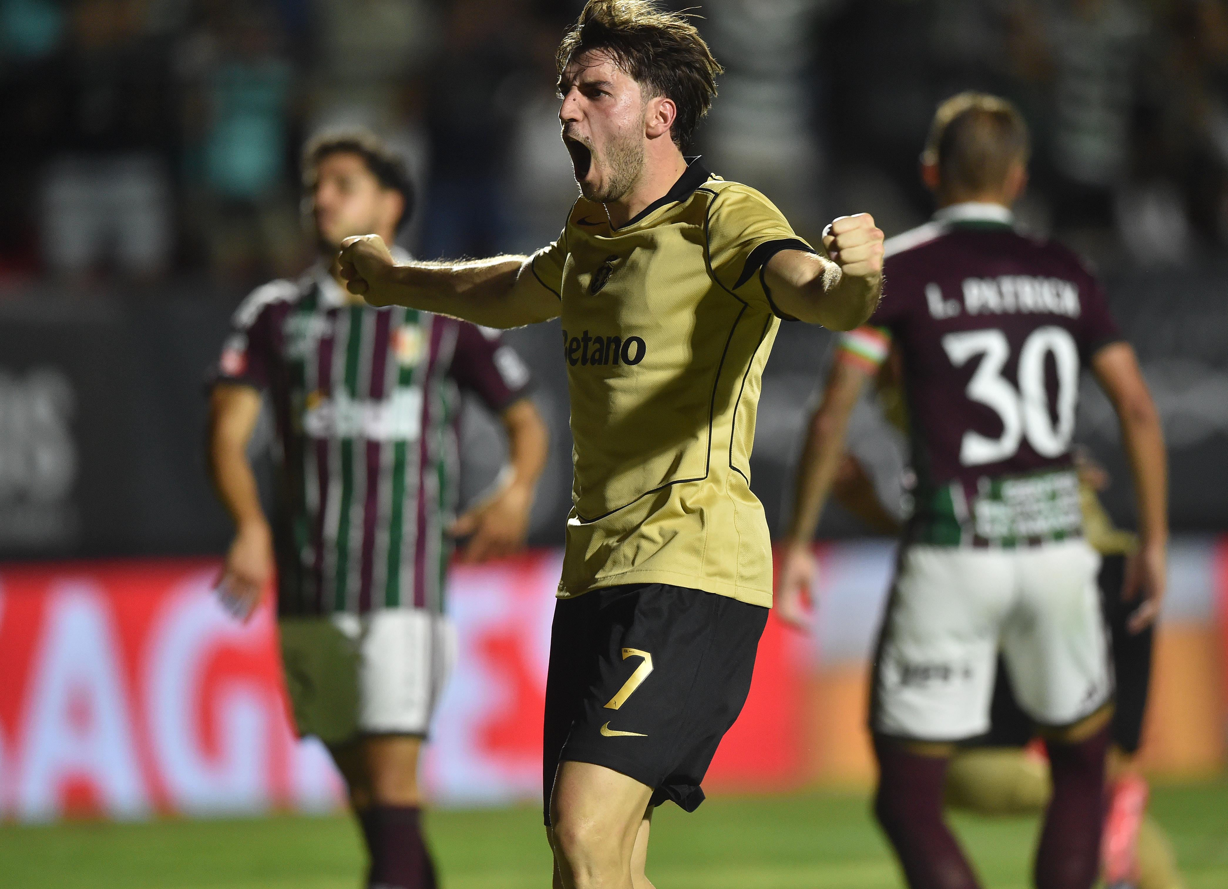 Ioannidis selou o 2-0 mas o Sporting não conseguiu segurar a vitória - Foto: MIGUEL NUNES