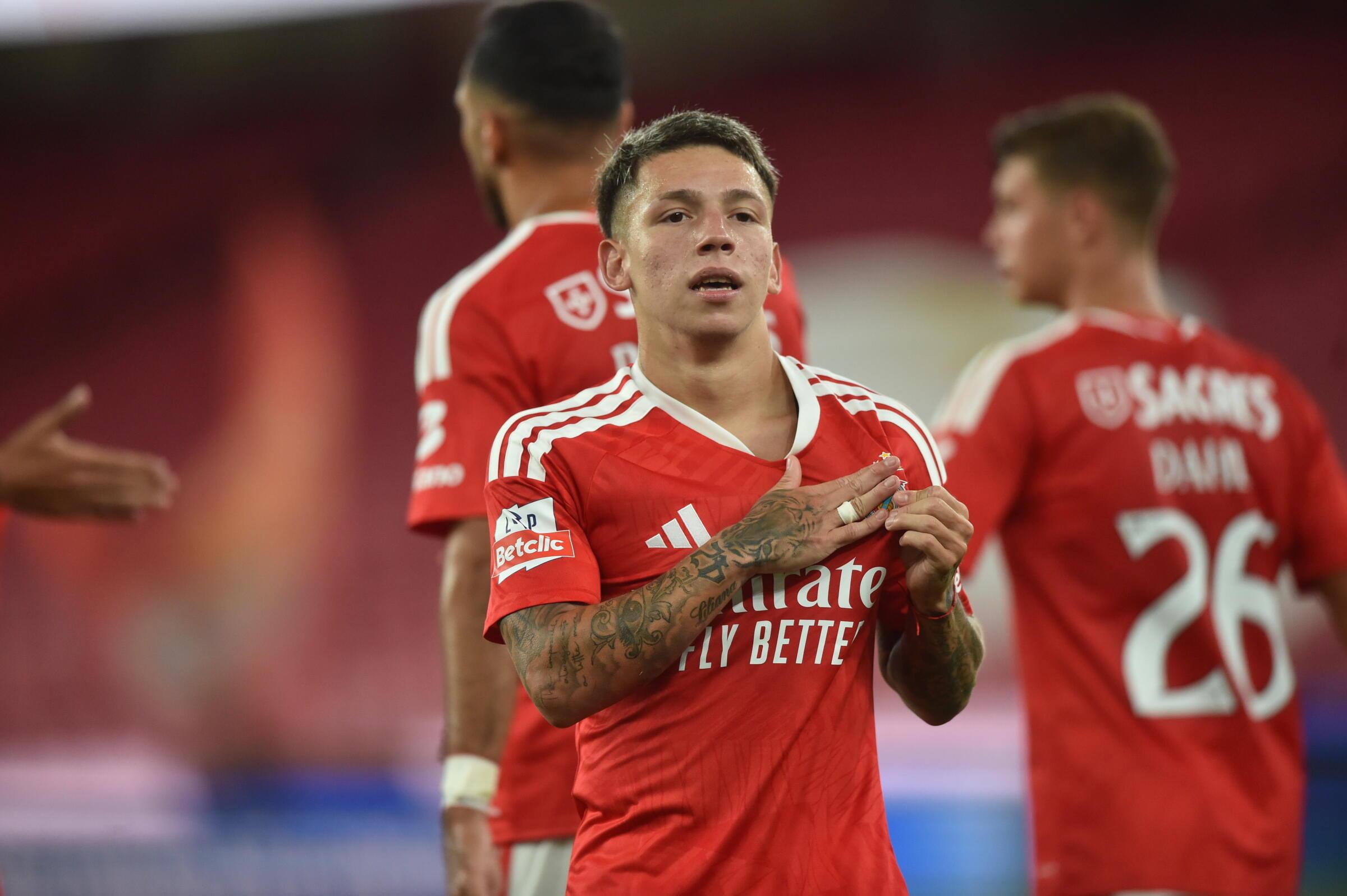 Prestianni marcou no Benfica-Académico de Viseu (Foto: Miguel Nunes)