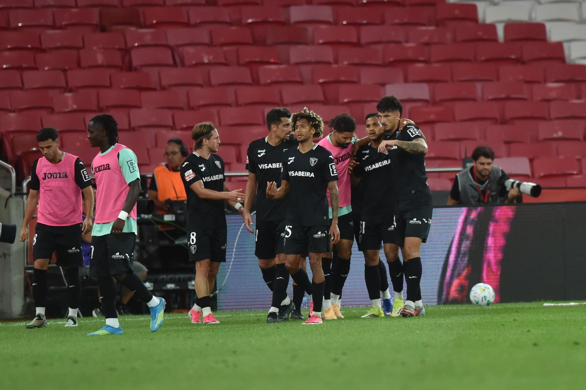 Festejos no golo de Rúben Pereira no Benfica-Académico de Viseu (Foto: Miguel Nunes)