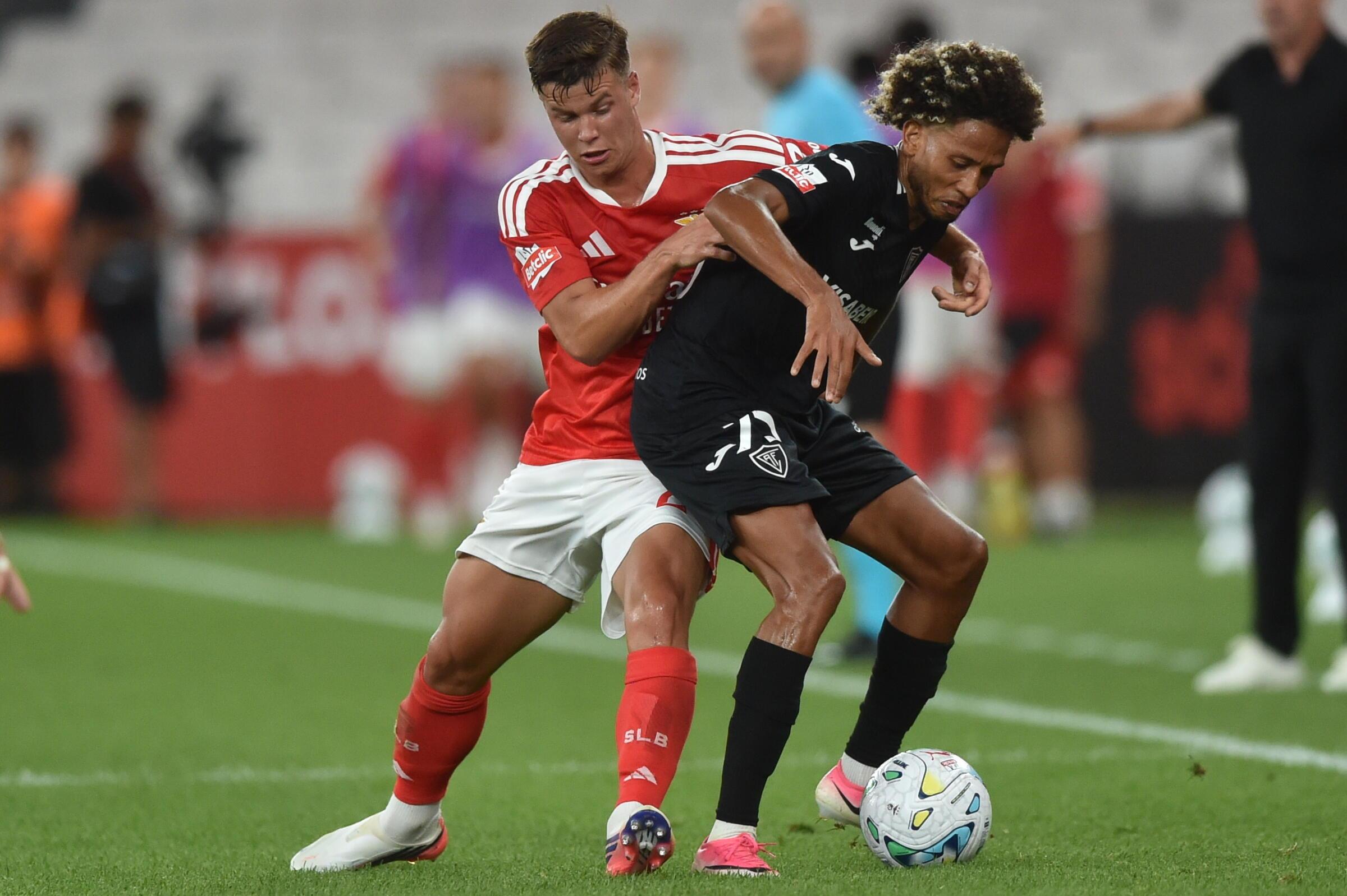 Benfica-Académico de Viseu (Foto: Miguel Nunes)