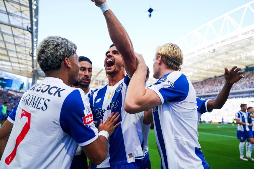 A celebração de André Silva frente ao Alverca - Foto: FC Porto