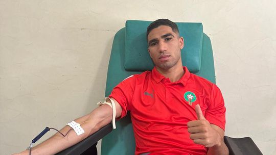 Seleção de Marrocos doa sangue para os feridos do sismo