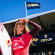 Caroline Marks e Filipe Toledo sagram-se campeões do mundo de surf