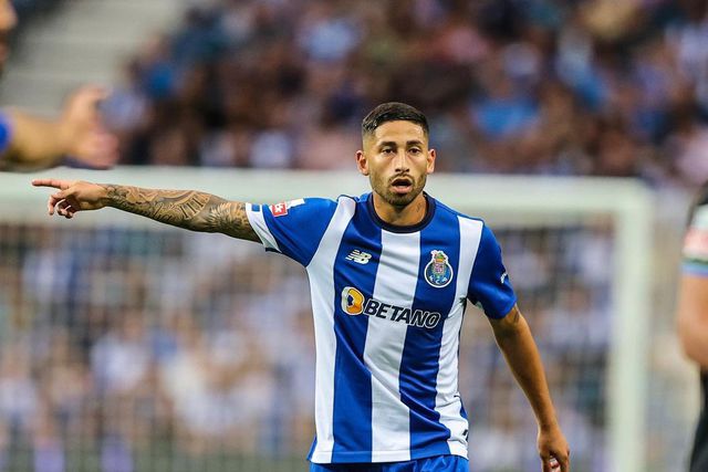 FC Porto: Alan Varela corre para o onze