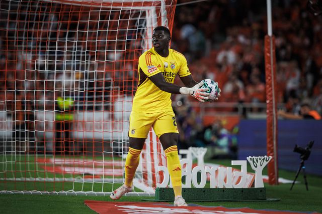 Samuel Soares chamado à Seleção devido a lesão de Diogo Costa