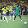 Brasil goleia Bolívia com um Rodrygo brilhante e penálti falhado e bis de Neymar