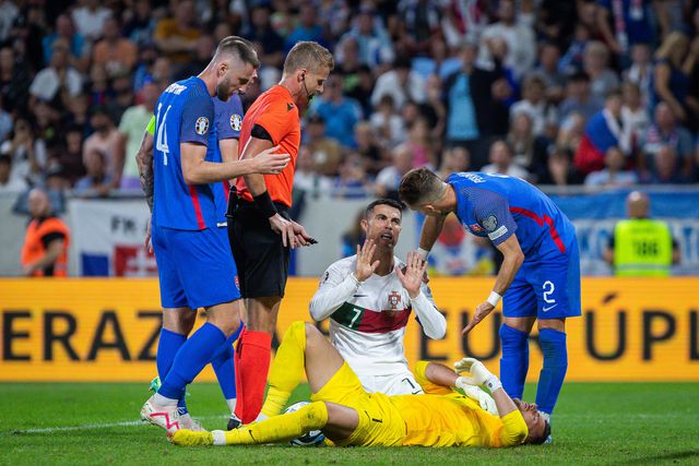 A análise de Duarte Gomes ao Eslováquia-Portugal