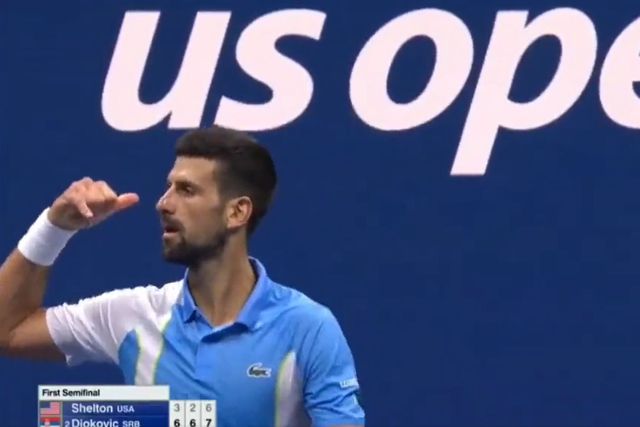 Polémica: Djokovic imita festejo de Shelton depois de o derrotar (vídeo)