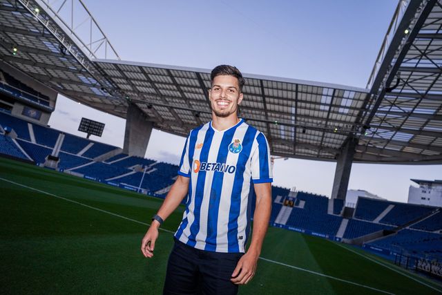 FC Porto:  dupla de reforços de olho na estreia