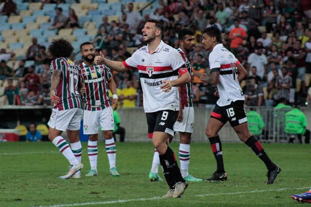 Polémica no Brasil: São Paulo quer anular jogo com o Fluminense