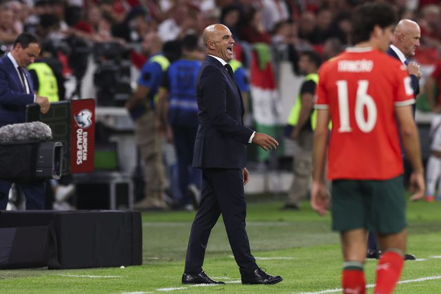 Sistema diferente, Vitinha e a exibição de Cancelo: tudo o que disse Martínez