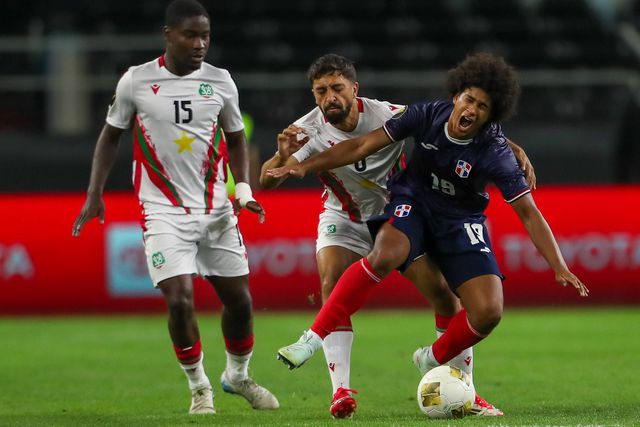 Fase do jogo entre Suriname e República Dominicana