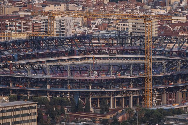 Oficial: primeiro jogo em casa do Barcelona não será no Camp Nou