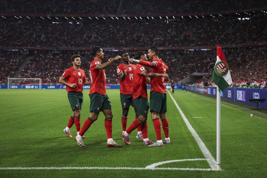 Portugal celebra o segundo golo frente à Hungria (José Sena Goulão/LUSA)