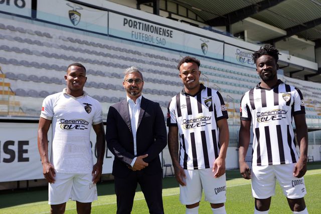 Um ex-FC Porto e um campeão marroquino apresentados no Portimonense