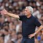 Bernabéu começa a perder a paciência com o Real Madrid de Mourinho