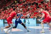 FC Porto fechou a primeira jornada da Champions com uma derrota por 36-28 na Hungria. Foto  © One Veszprém HC