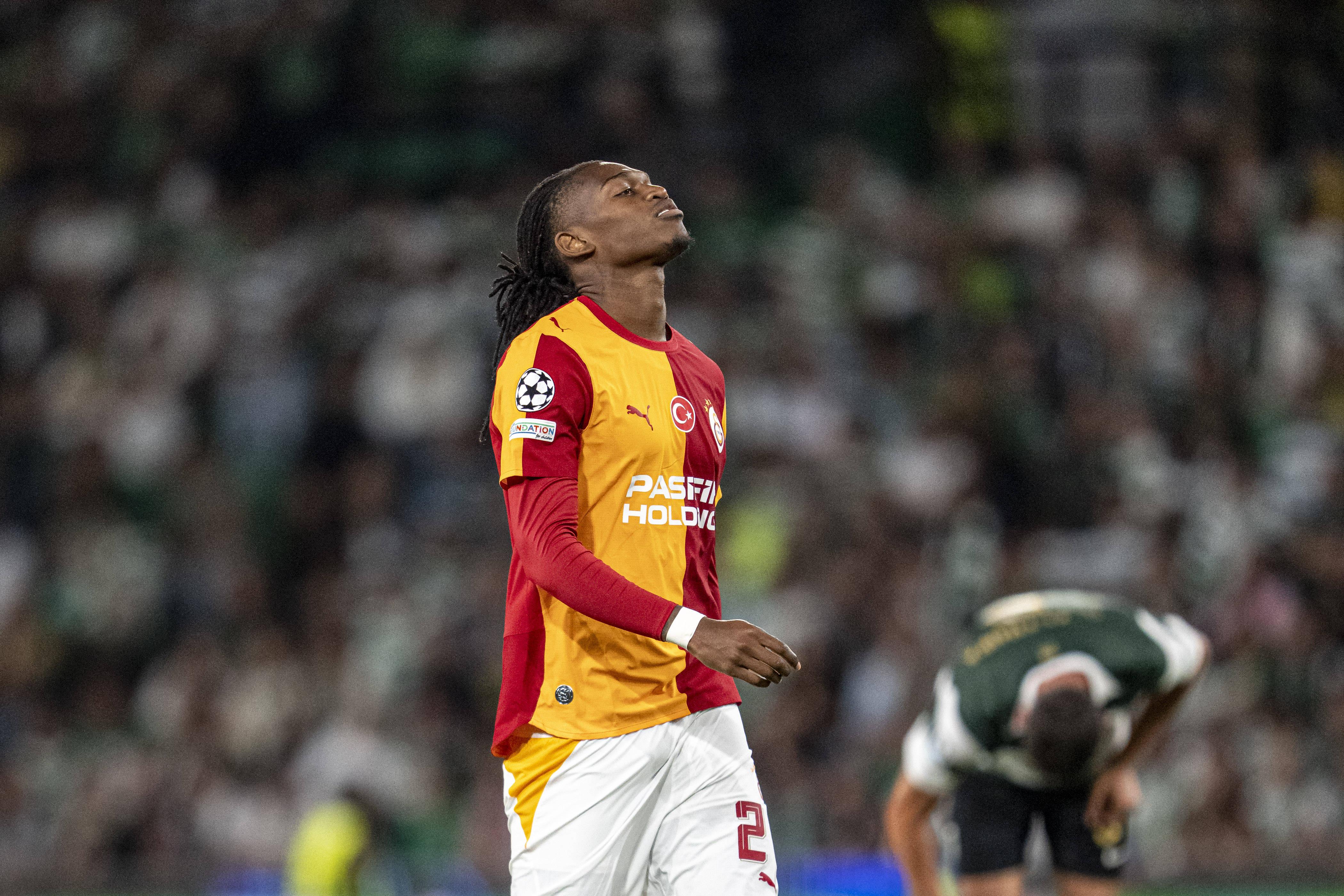 Rafael Leão frustrado no Sporting-Galatasaray - Foto: Imago