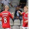 Aursnes e Schjelderup celebram na casa do Moreirense(Foto: Catarina Morais/Kapta+)