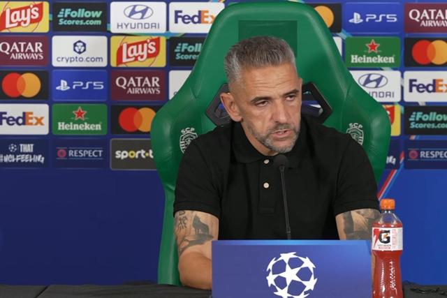 «Bem-vindos à Champions»: Rui Borges revela o que disse no intervalo aos jogadores