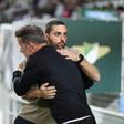 Vasco Botelho da Costa abraça Marco Silva - Foto Catarina Morais/Kapta+