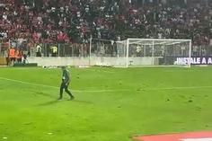 O mau estado do relvado ao intervalo do Moreirense-Benfica