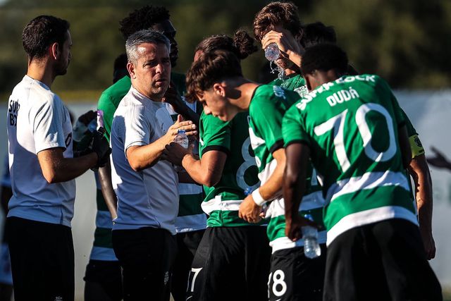 Celikkaya elogia crescimento da equipa B do Sporting