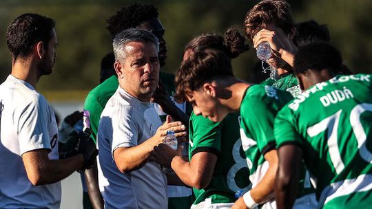 Celikkaya elogia crescimento da equipa B do Sporting