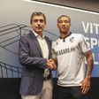 OFICIAL: Clinton Udeh reforça o V. Guimarães