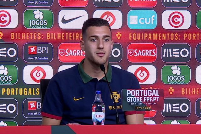 Dalot garante que João Neves não escapará da praxe