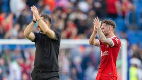 Vídeo: De Zerbi leva Mac Allister aos adeptos do Brighton