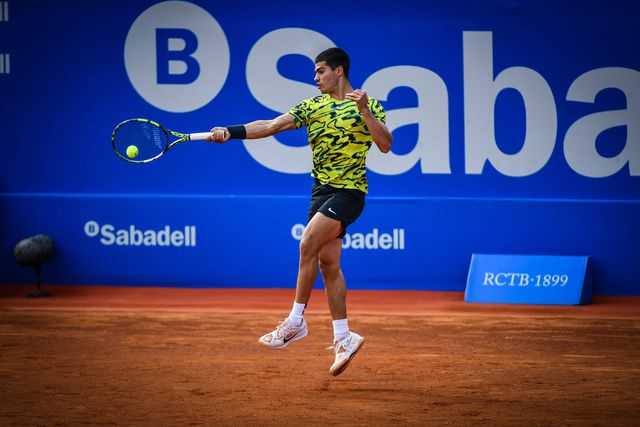 Vídeo: Carlos Alcaraz treina com irmão mais velho em Xangai