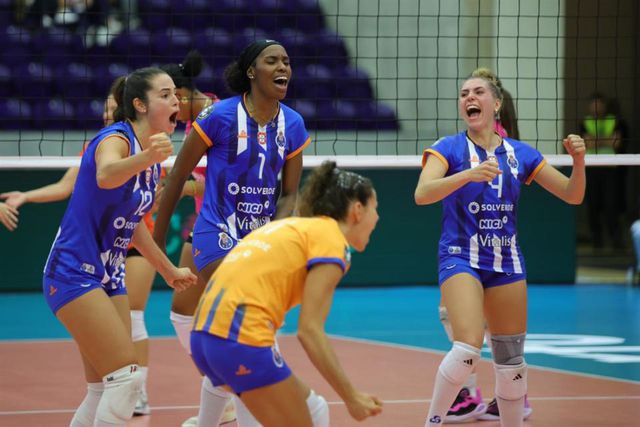 FC Porto reescreve a história e entra na fase de grupos da 'Champions'