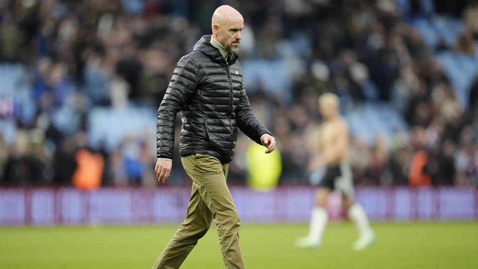 Ten Hag manda construir muro para manter treinos do Man.United em segredo