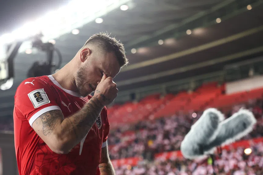 Arnautovic reina! Goleada e recorde histórico