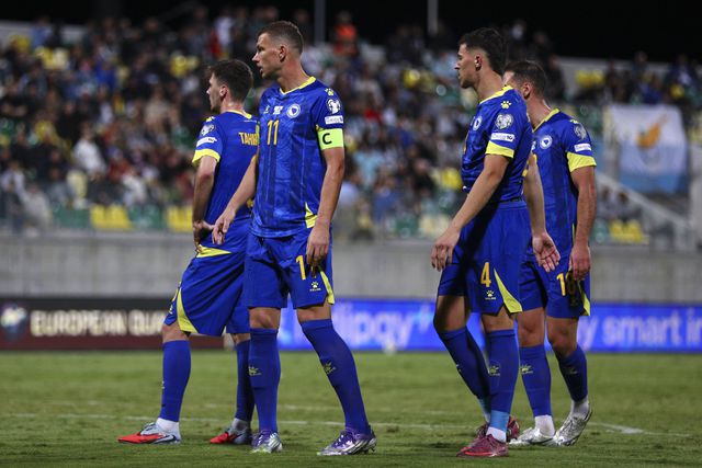 Racismo incluído: Bósnia de Dedic com multa pesada por causa dos adeptos