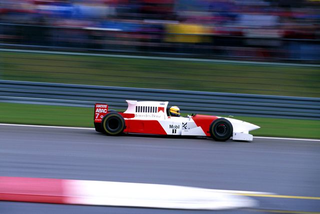 Antigo piloto de Fórmula 1 fica sem carta de condução