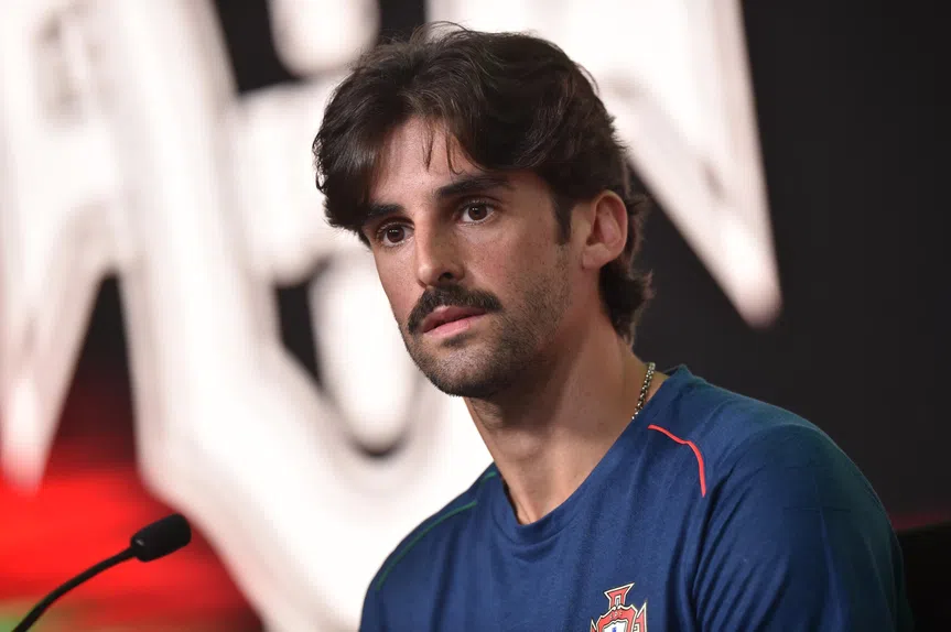 Trincão: bigode da sorte ou azar?