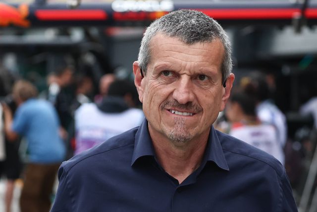 Günther Steiner aconselha McLaren a tomar partido