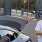 Vitinha ofereceu chuteiras a Maé, rapaz de 8 anos que costuma estar junto ao centro de treinos do PSG