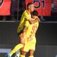Rafael Lobato a festejar o 2-0 com Mateus Pivô - Foto: Aves SAD