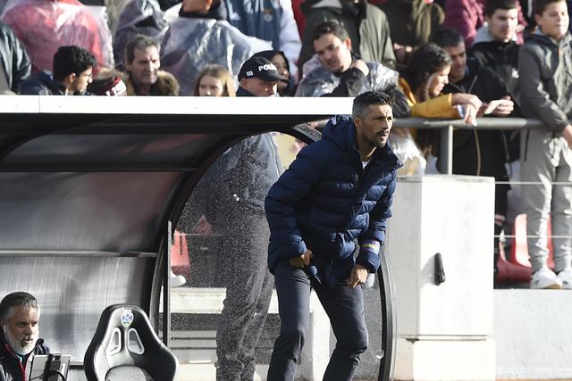 Moreno e Petit castigados com um jogo de suspensão e multa de 1632 euros