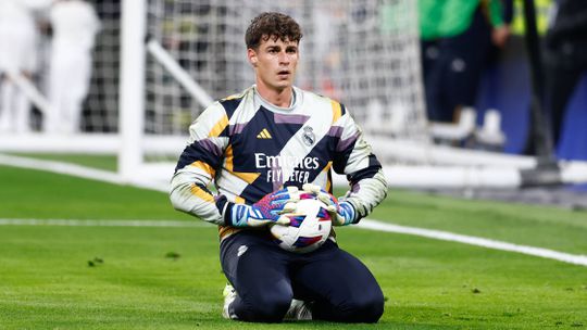 Real Madrid: Kepa vai parar por lesão