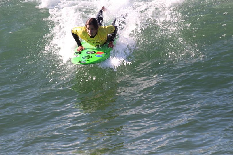 Marta Paço na final do Mundial de surf adaptado