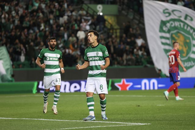«O leão que viu a Luz ao fundo do túnel», a crónica do Sporting-Raków
