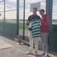 De regresso a Lisboa, Benfica é recebido por... dois adeptos do Sporting